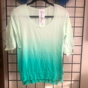 Beautiful sweater gradient dyeing